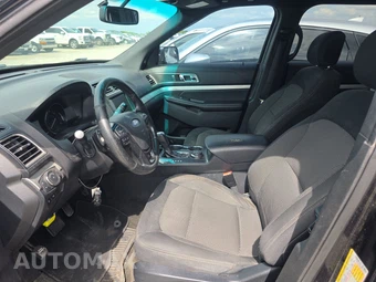 2016 Ford Explorer XLT – miniatura 7