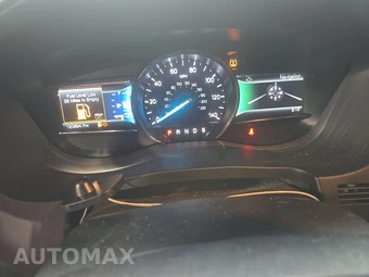 2016 Ford Explorer XLT – miniatura 12