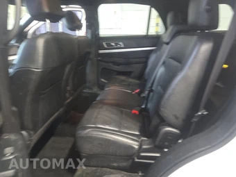 2016 Ford Explorer XLT – miniatura 13