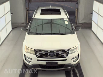 2016 Ford Explorer XLT – miniatura 2