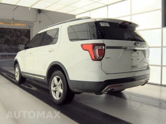2016 Ford Explorer XLT – miniatura 6
