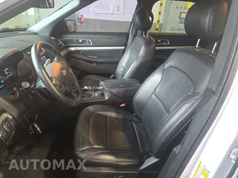 2016 Ford Explorer XLT – miniatura 7