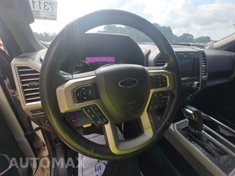 2016 Ford F-150 Lariat Crew Cab Medium Bed - miniatura 10