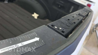 2016 Ford F-150 Lariat Crew Cab Medium Bed - miniatura 39