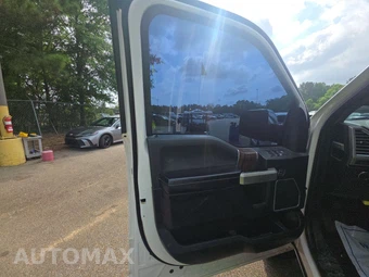 2016 Ford F-150 Lariat Crew Cab Medium Bed - miniatura 9