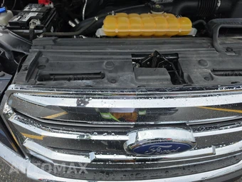 2016 Ford F-150 Lariat Crew Cab Medium Bed - miniatura 15