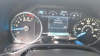 2016 Ford F-150 Lariat Crew Cab Medium Bed - miniatura 19