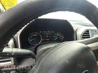 2016 Ford F-150 Lariat Crew Cab Medium Bed – miniatura 12