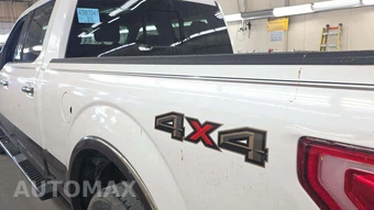 2016 Ford F-150 Lariat Crew Cab Medium Bed – miniatura 33
