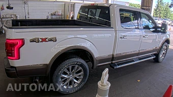 2016 Ford F-150 Lariat Crew Cab Medium Bed – miniatura 4