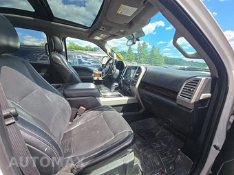 2016 Ford F-150 Lariat Crew Cab Medium Bed – miniatura 8