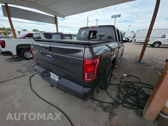 2016 Ford F-150 Lariat Crew Cab Short Bed - miniatura 3