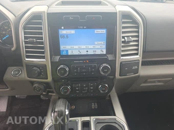 2016 Ford F-150 Lariat Crew Cab Short Bed – miniatura 11