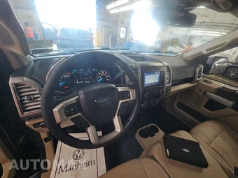 2016 Ford F-150 Lariat Crew Cab Short Bed - miniatura 11