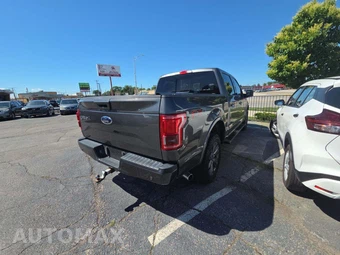 2016 Ford F-150 Lariat Crew Cab Short Bed - miniatura 3