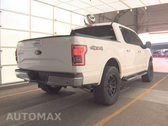 2016 Ford F-150 Lariat Crew Cab Short Bed - miniatura 4