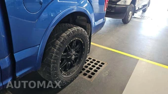 2016 Ford F-150 Lariat Crew Cab Short Bed - miniatura 45