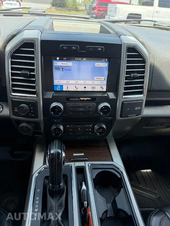 2016 Ford F-150 Lariat Crew Cab Short Bed - miniatura 11
