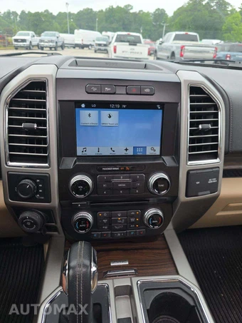2016 Ford F-150 Lariat Crew Cab Short Bed - miniatura 7