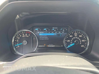 2016 Ford F-150 Lariat Crew Cab Short Bed - miniatura 9