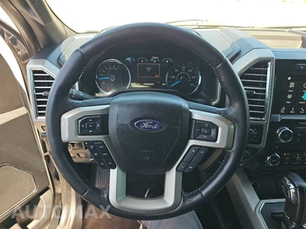 2016 Ford F-150 Lariat Crew Cab Short Bed - miniatura 10