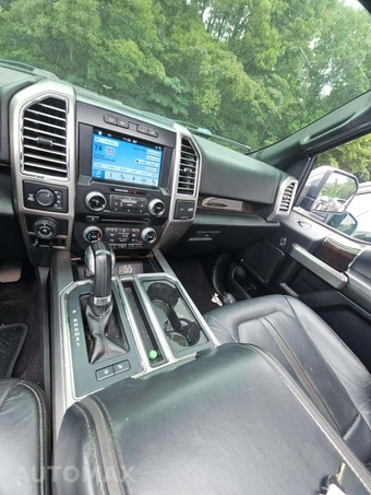 2016 Ford F-150 Platinum Crew Cab Short Bed - miniatura 10