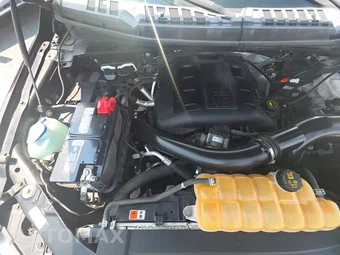 2016 Ford F-150 Platinum Crew Cab Short Bed - miniatura 25