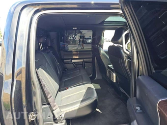 2016 Ford F-150 Platinum Crew Cab Short Bed - miniatura 16