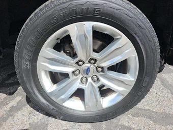 2016 Ford F-150 Platinum Crew Cab Short Bed - miniatura 25