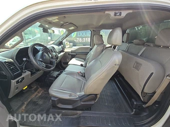 2016 Ford F-150 XL Extended Cab Medium Bed w/Rear Doors – miniatura 13