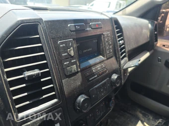 2016 Ford F-150 XL Extended Cab Medium Bed w/Rear Doors – miniatura 11