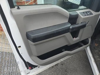 2016 Ford F-150 XL Extended Cab Medium Bed w/Rear Doors – miniatura 9