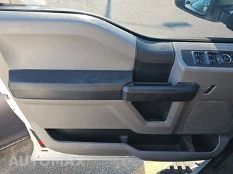 2016 Ford F-150 XL Extended Cab Medium Bed w/Rear Doors – miniatura 9