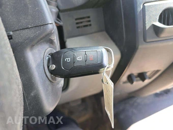 2016 Ford F-150 XL Regular Cab Medium Bed - miniatura 8