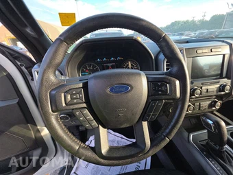 2016 Ford F-150 XLT Crew Cab Medium Bed - miniatura 10