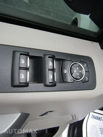 2016 Ford F-150 XLT Crew Cab Medium Bed - miniatura 10