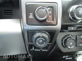 2016 Ford F-150 XLT Crew Cab Medium Bed - miniatura 20