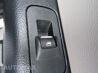 2016 Ford F-150 XLT Crew Cab Medium Bed - miniatura 36