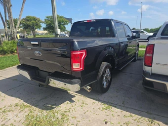 2016 Ford F-150 XLT Crew Cab Short Bed - miniatura 3