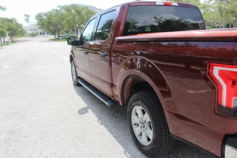 2016 Ford F-150 XLT Crew Cab Short Bed - miniatura 10