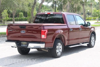 2016 Ford F-150 XLT Crew Cab Short Bed - miniatura 5