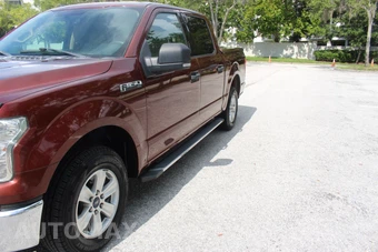 2016 Ford F-150 XLT Crew Cab Short Bed - miniatura 9