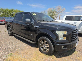 2016 Ford F-150 XLT Crew Cab Short Bed - miniatura 4