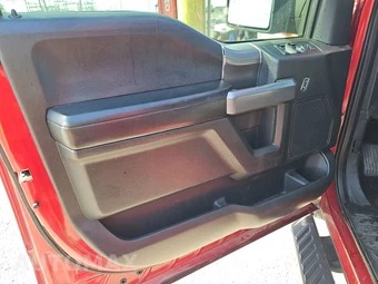 2016 Ford F-150 XLT Crew Cab Short Bed - miniatura 9
