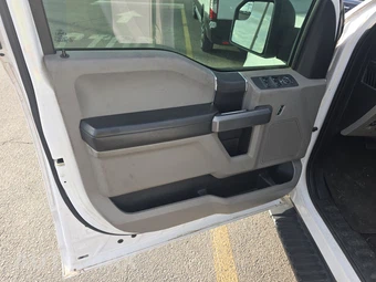 2016 Ford F-150 XLT Crew Cab Short Bed - miniatura 9