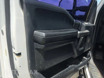 2016 Ford F-150 XLT Crew Cab Short Bed – miniatura 9