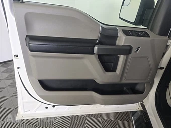 2016 Ford F-150 XLT Crew Cab Short Bed - miniatura 9