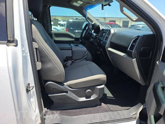 2016 Ford F-150 XLT Extended Cab Medium Bed w/Rear Doors – miniatura 8