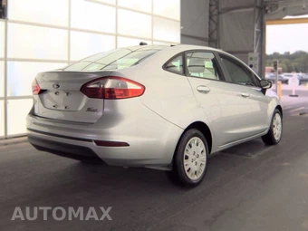 2016 Ford Fiesta S Sedan - miniatura 4