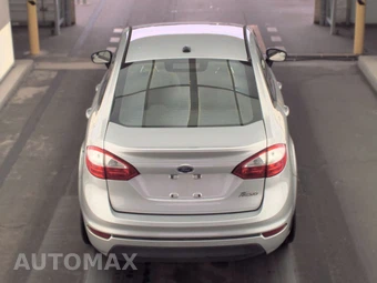 2016 Ford Fiesta S Sedan - miniatura 5